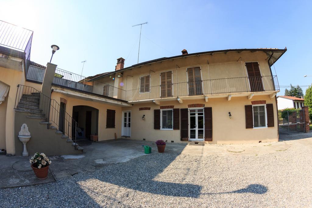B&B Lo Scudiero Castelnuovo Don Bosco Bagian luar foto